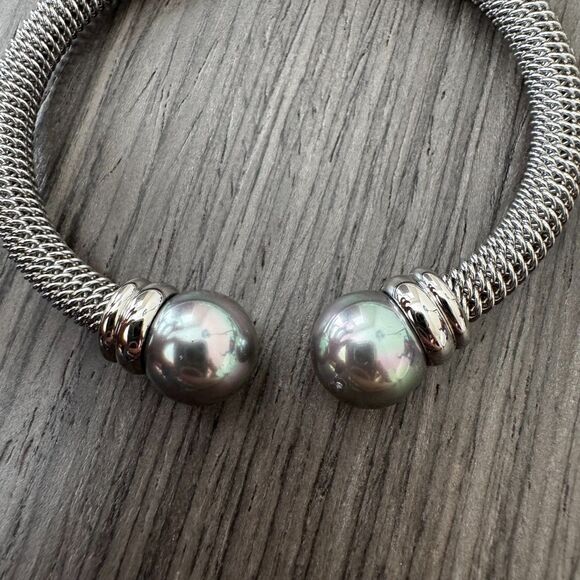 Majorica Women's Stainless Steel Rhodium Plated Bangle Bracelet Organic Pearl - Picture 4 of 8